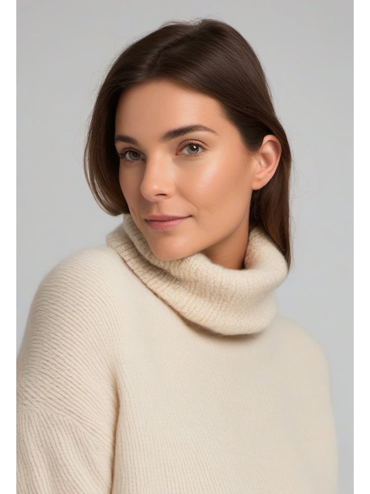 Ecru Lambswool Roll-neck Knit